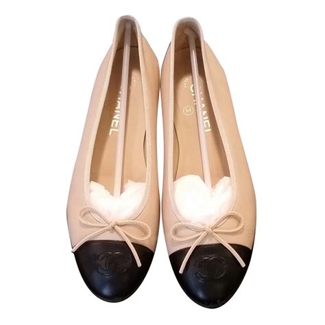 ballerines chanel beige et noir|Shoes .